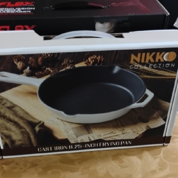 eternal living Other - White Cast Iron Frying Pan